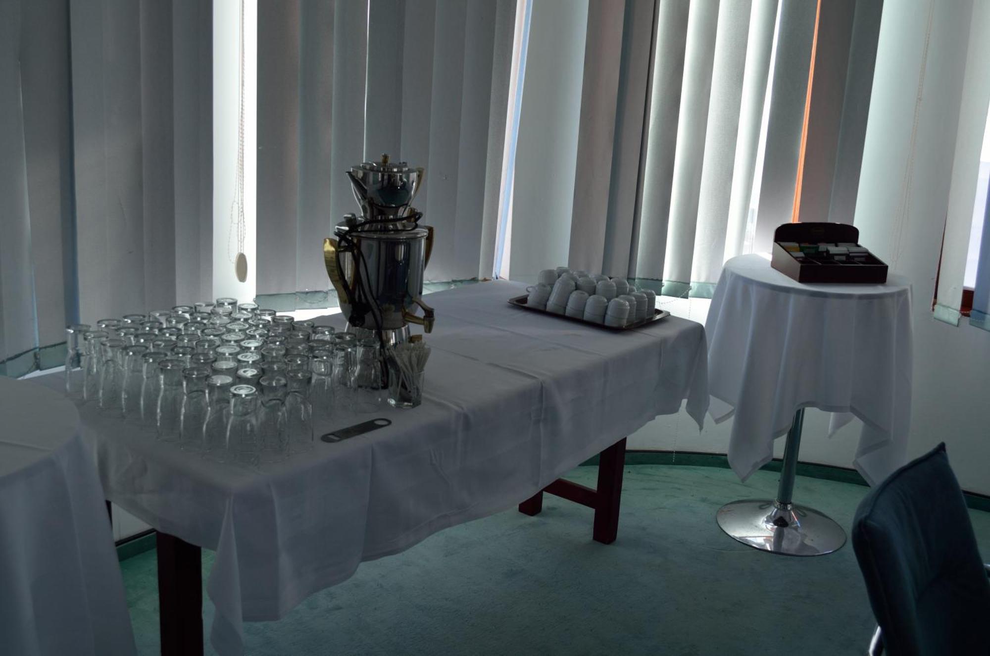 Hotel Rusu Petroşani Esterno foto