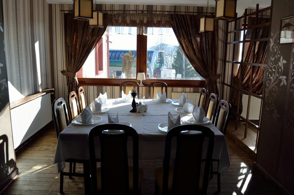 Hotel Rusu Petroşani Esterno foto