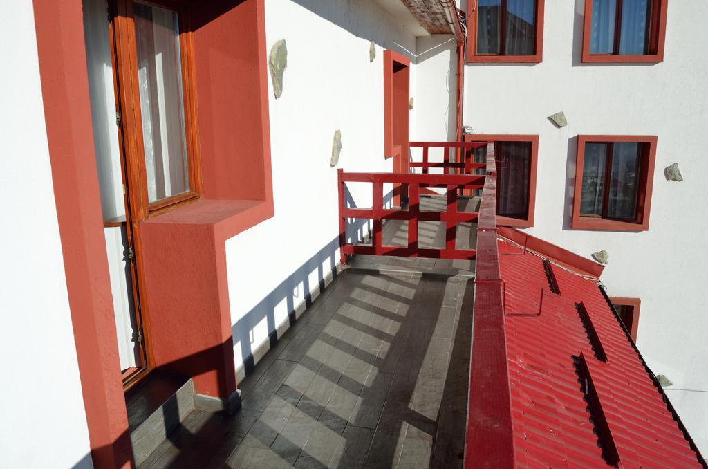 Hotel Rusu Petroşani Esterno foto