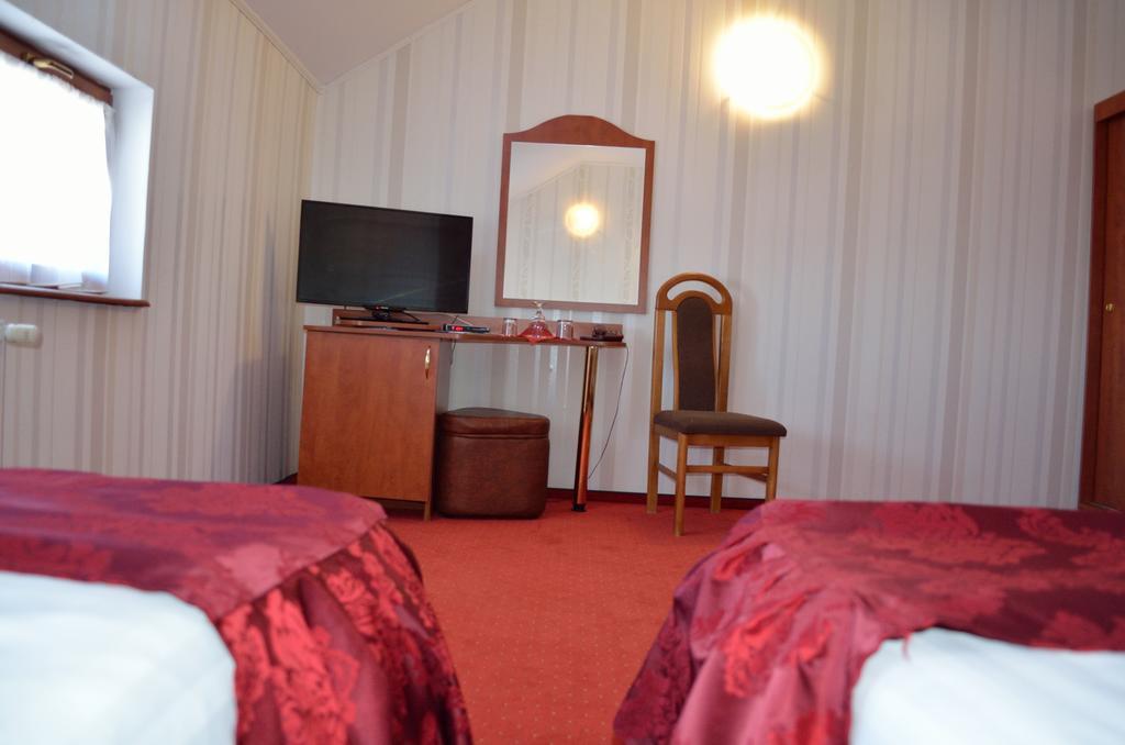 Hotel Rusu Petroşani Esterno foto