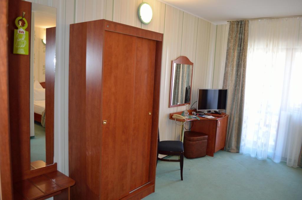 Hotel Rusu Petroşani Esterno foto