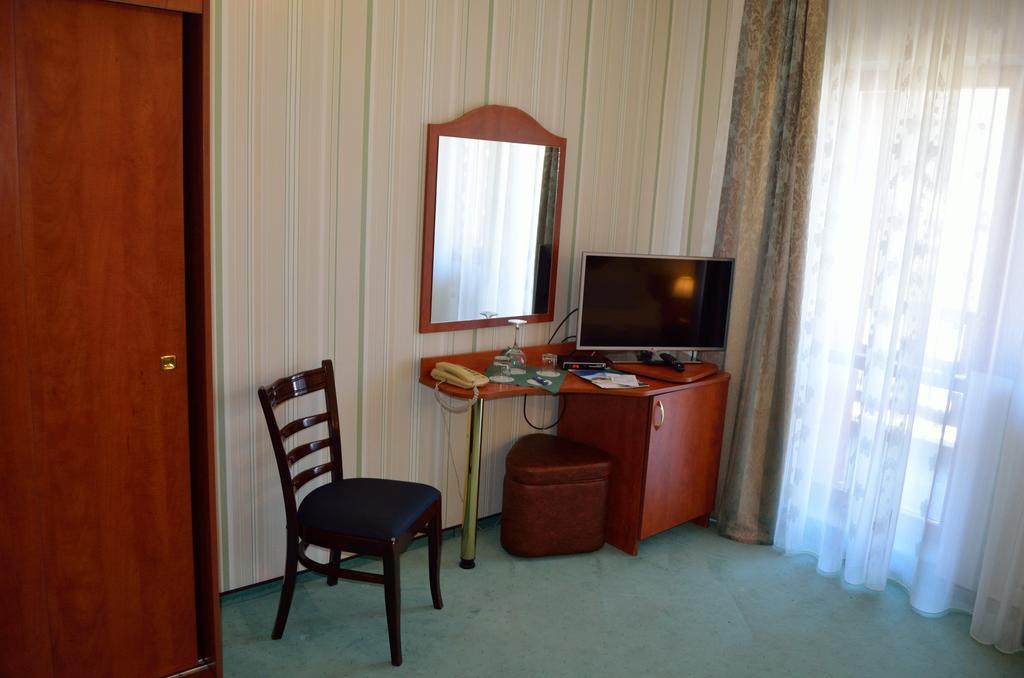 Hotel Rusu Petroşani Esterno foto